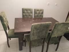 Dining table for sale