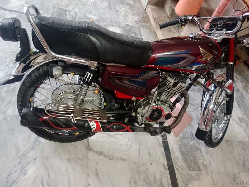 125 model 2022  honda 3