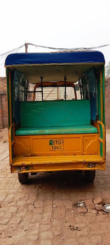 Auto Rickshaw 2017 Model urgent sale 5