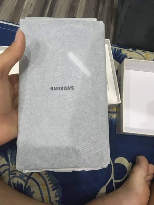 Samsung galaxy a7 lite [32gb] from Dubai 2