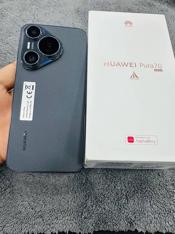 Huawei pura 70 12/256 non pta with complete box for sale 1