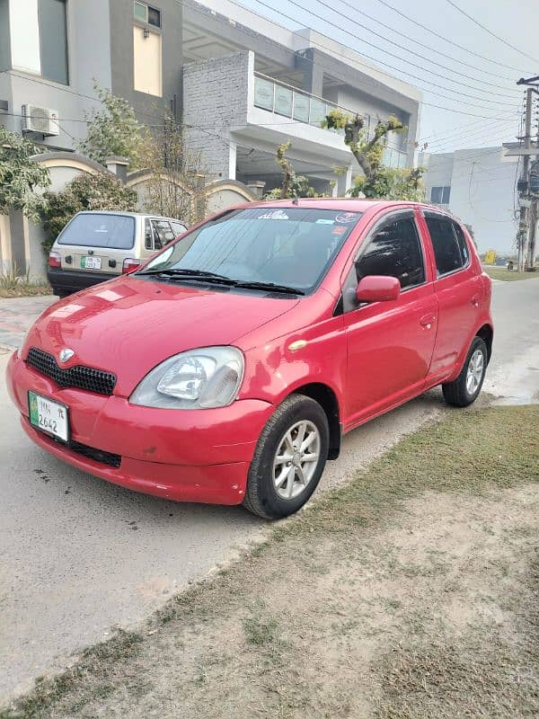 Toyota Vitz 2001 3