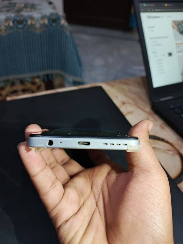 Infinix HOT 30 - 8GB RAM | 128GB Storage | 2