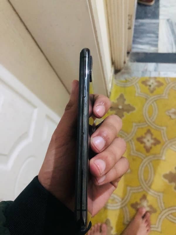 Iphone x 256 gb black color 10/10 condition PTA approved 2