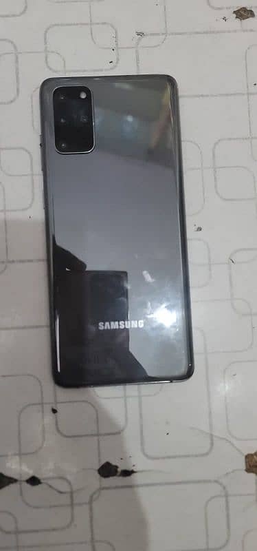 samsung S20 plus 5g fore sale urgent 4