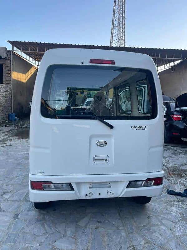 Daihatsu Hijet 2019 9