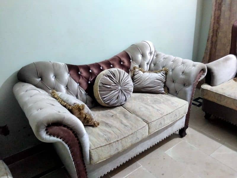 Sofa Set 7 seater with cushions 0