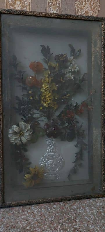 HANDMADE ANTIQUE FRAMES 1