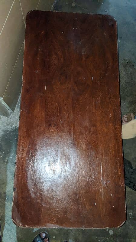 urgent sale wooden table 3