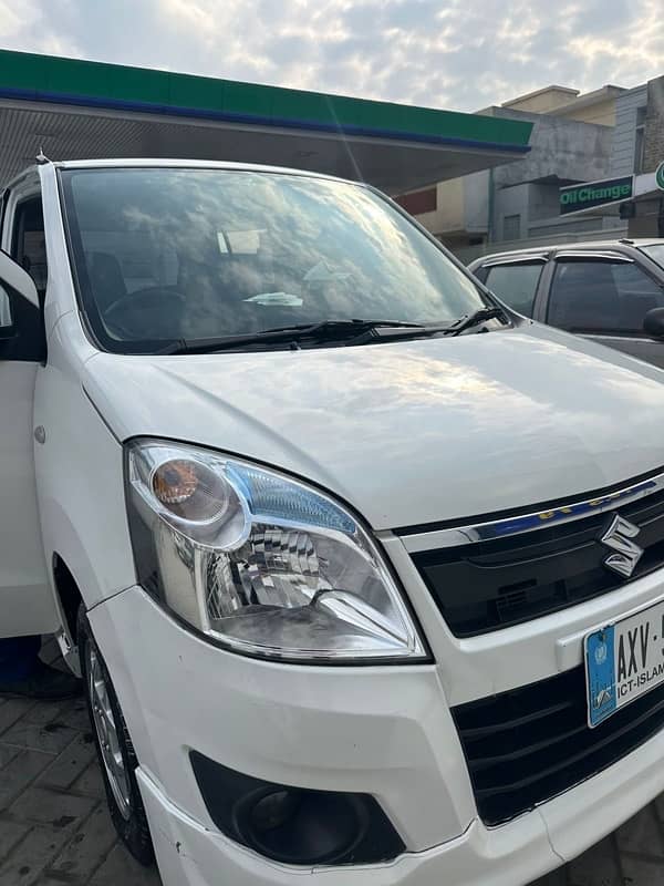 Suzuki Wagon R 2022 AGS 0