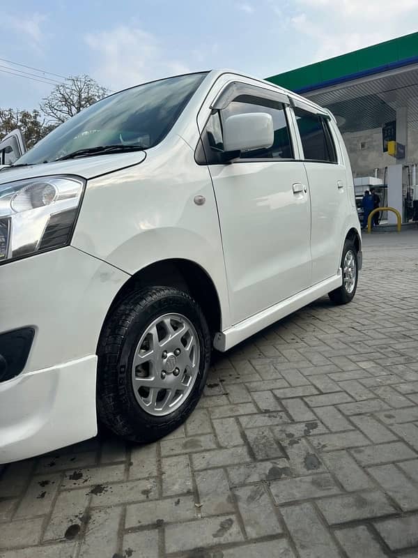 Suzuki Wagon R 2022 AGS 4