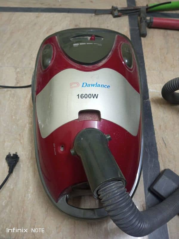 Vacuum cleaner Dawlance 1