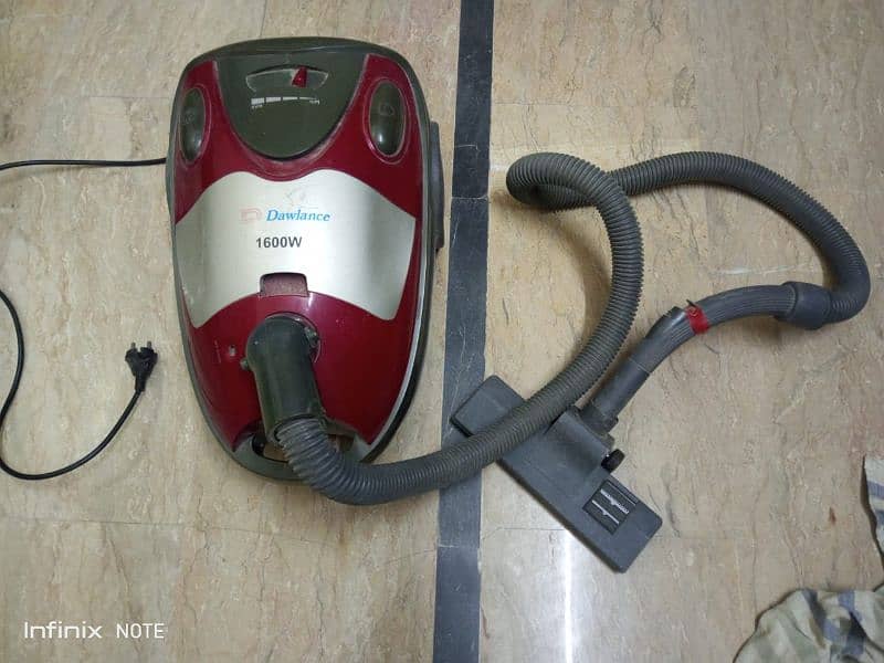 Vacuum cleaner Dawlance 2