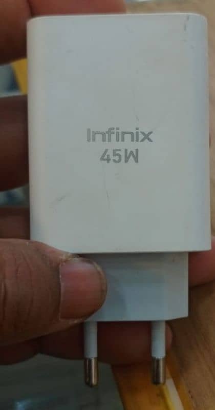 infinix zero 30 orignal box charger 0