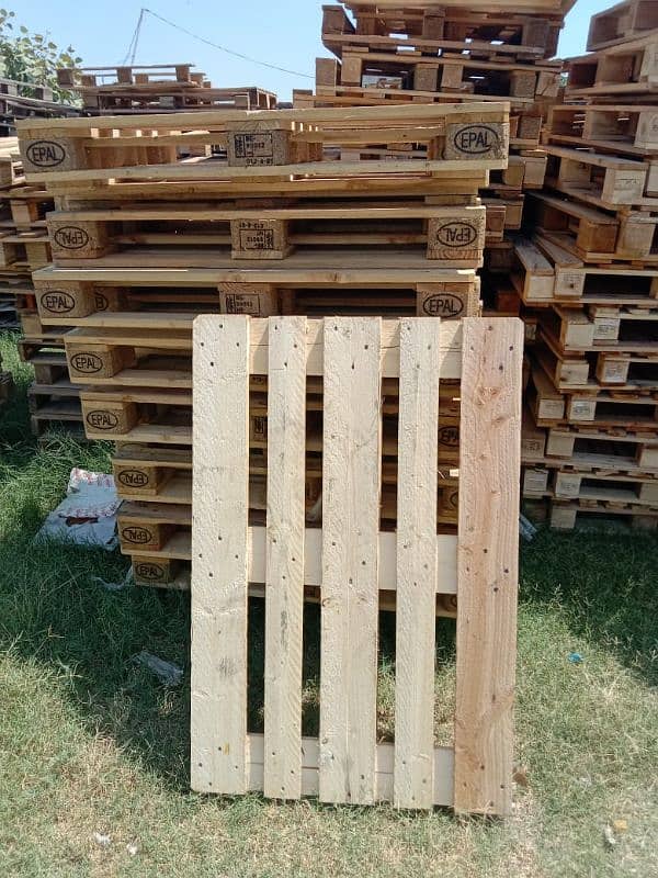 plastic pallets 5