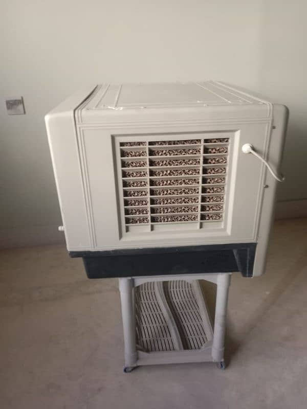 Air Coolor 1