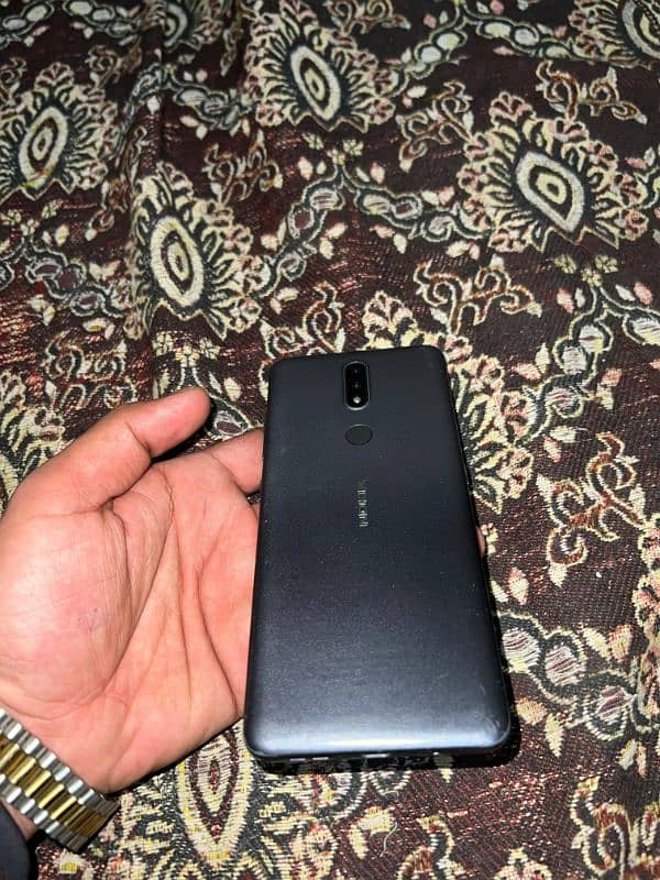 nokia 2.4 urgent sale 4/64 grey color 6