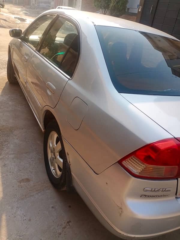 Honda Civic EXi 2005 3