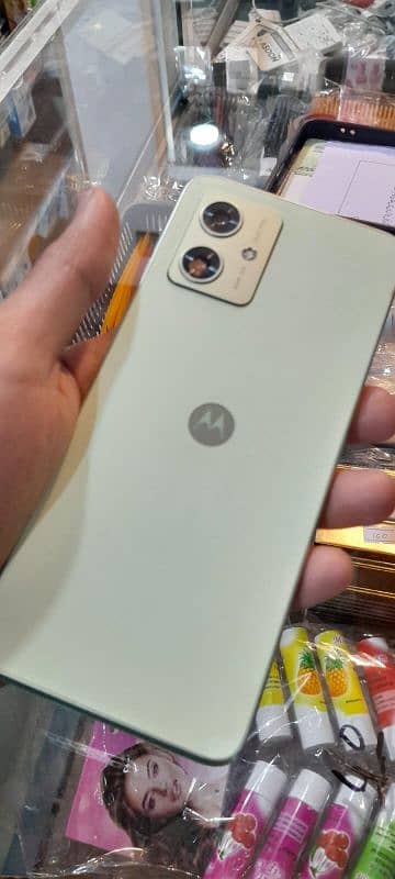 moto g 54 with box 3