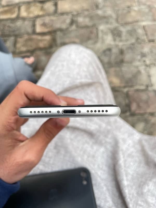 Iphone Se 2020 non pta 5