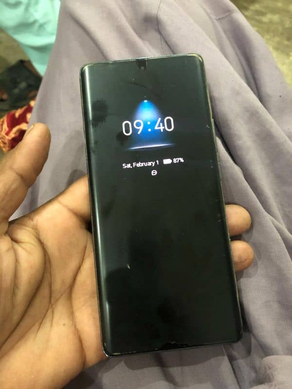 All oky ha model TECNO spark 20pro plus ha koi flt nhi just 4 month a 3