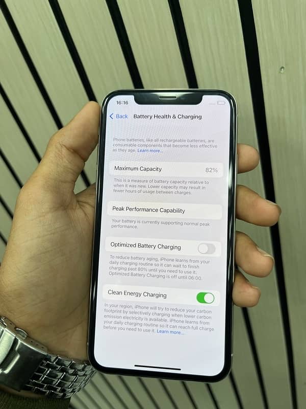 Iphone x PTA Approved white colour 10/9 water pack 9