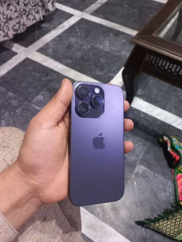 iPhone 14 pro 2