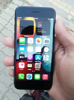 Iphone 7  32Gb Non pta watar pack hai all okay