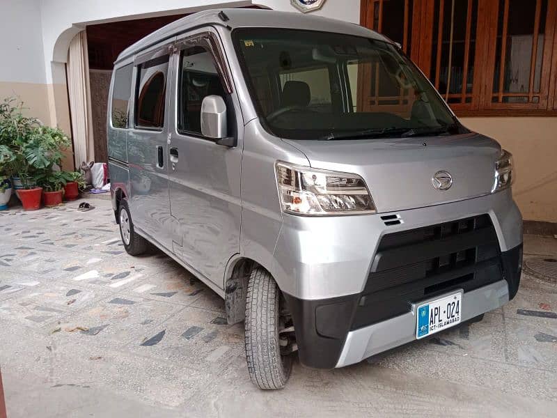 Daihatsu Hijet 2019 1