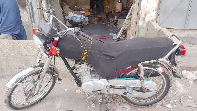 bike bikul ok ha koi bhee Kam nahi ha bike ma wattsub 03149773550 3