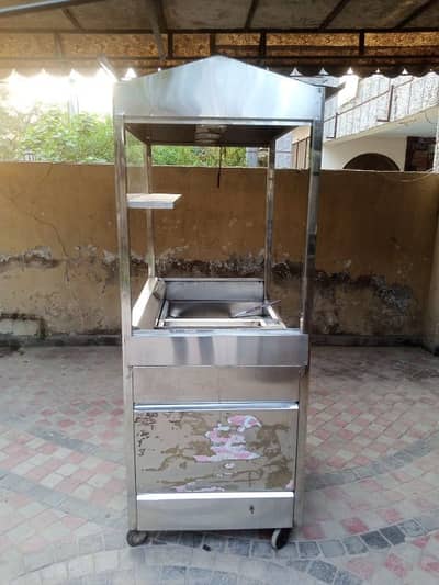 fryer and shawarma counter