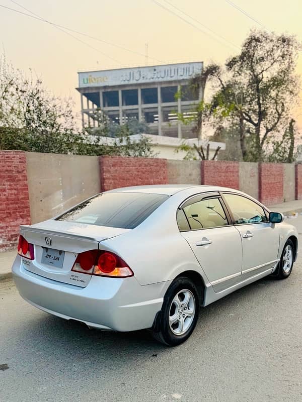 Honda Civic Reborn Automatic 2010 Silver 4