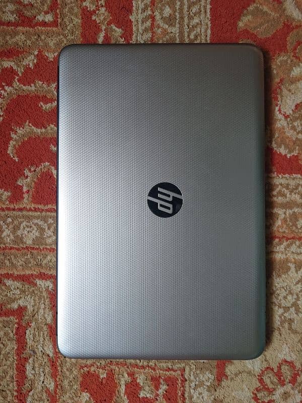 Hp Notebook Core i3 5th in A+ Condition with its Original Charger 1