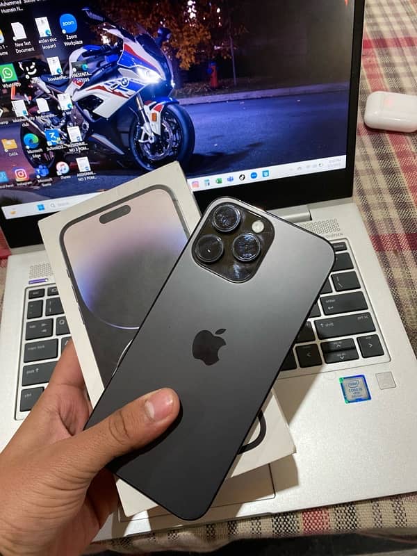 IPhone 14 Pro max 2