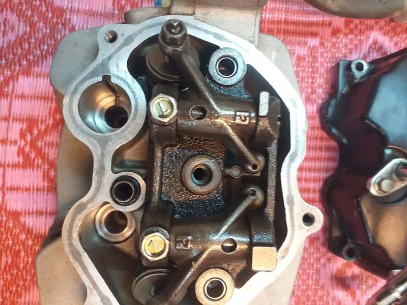 HONDA CG 125 EURO 2 Complete Engine Head with Complete ASV Kit 4