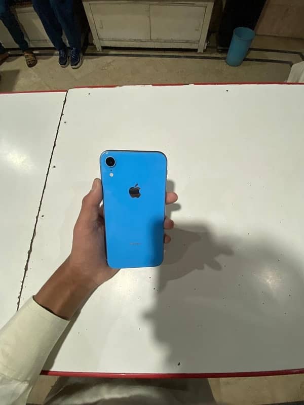 iPhone XR jv 64 gb 1