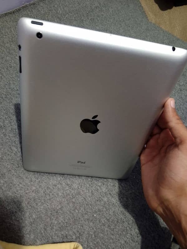 ipad 2 for sale. . . 4