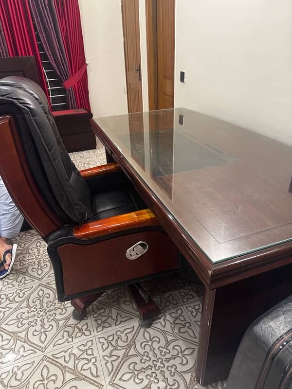 Executive office table with chair and two Side tables 3