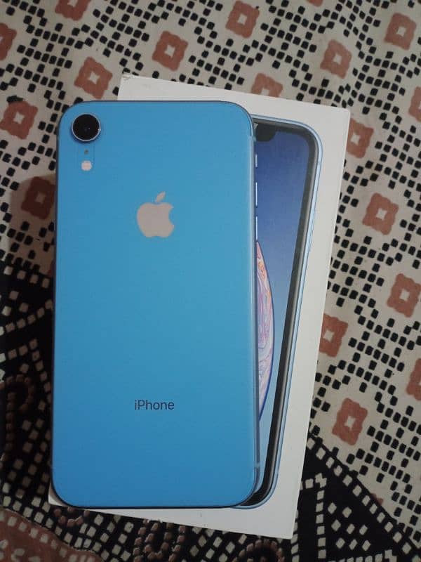 iphone XR 64 GB pta approved 1