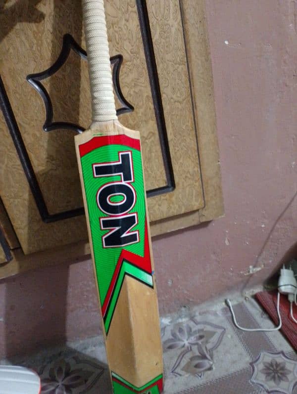 cricket bat and pads for sale 2