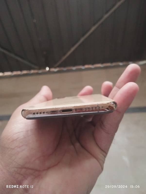 iphone XS PTA 4