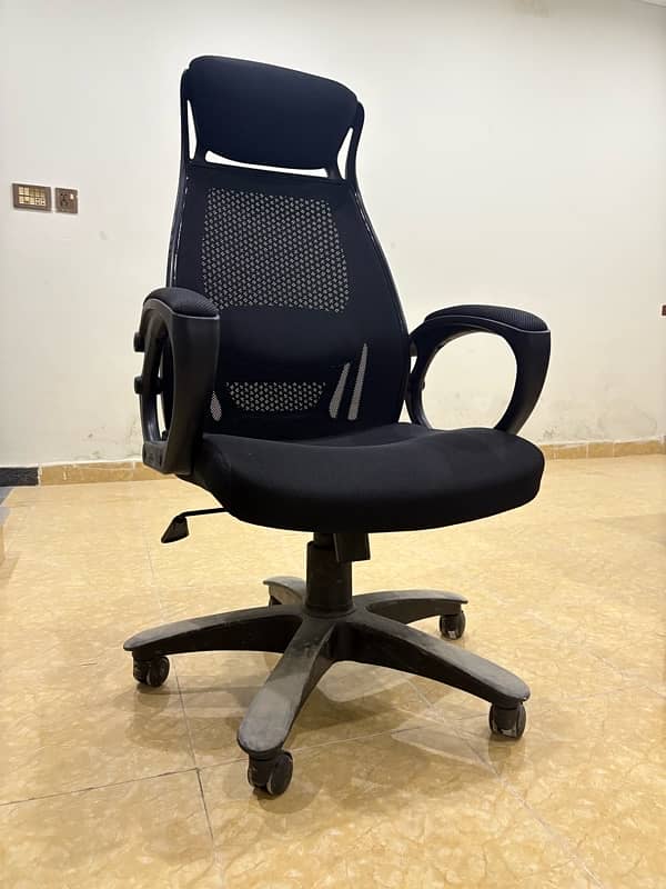 Office Chair Boss With lumber Support 0