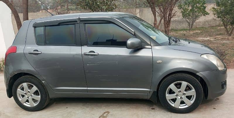 Suzuki Swift 2012 9