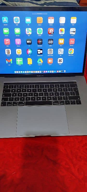 MacBook pro 2018 0