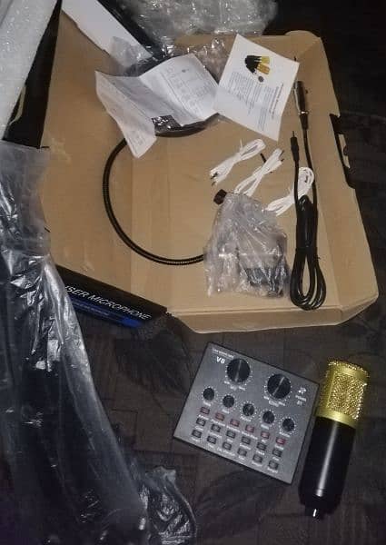 Microphone Condenser BM 800 (with V8 SoundCard) 3