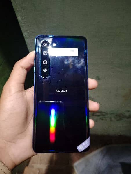 Aquos r5g 10/10 condition Exchange possible 1