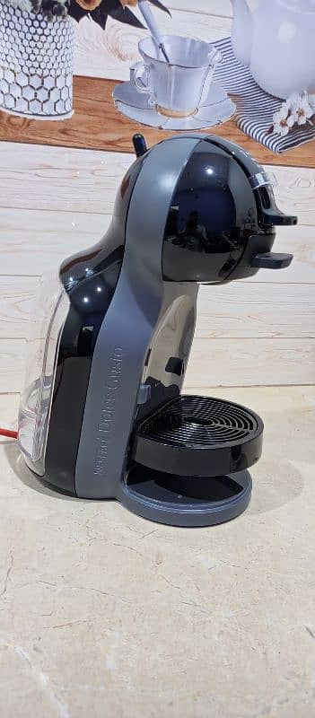 Nescafe dolce gusto mini me coffee machine 2