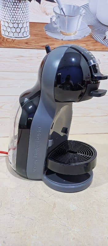 Nescafe dolce gusto mini me coffee machine 3