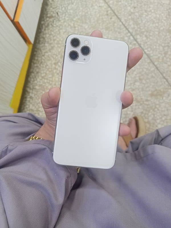 Iphone 11 pro max Pta Approved 0