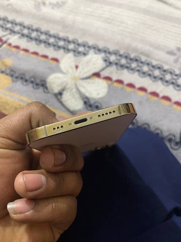 iPhone 12 Pro gold colour 1